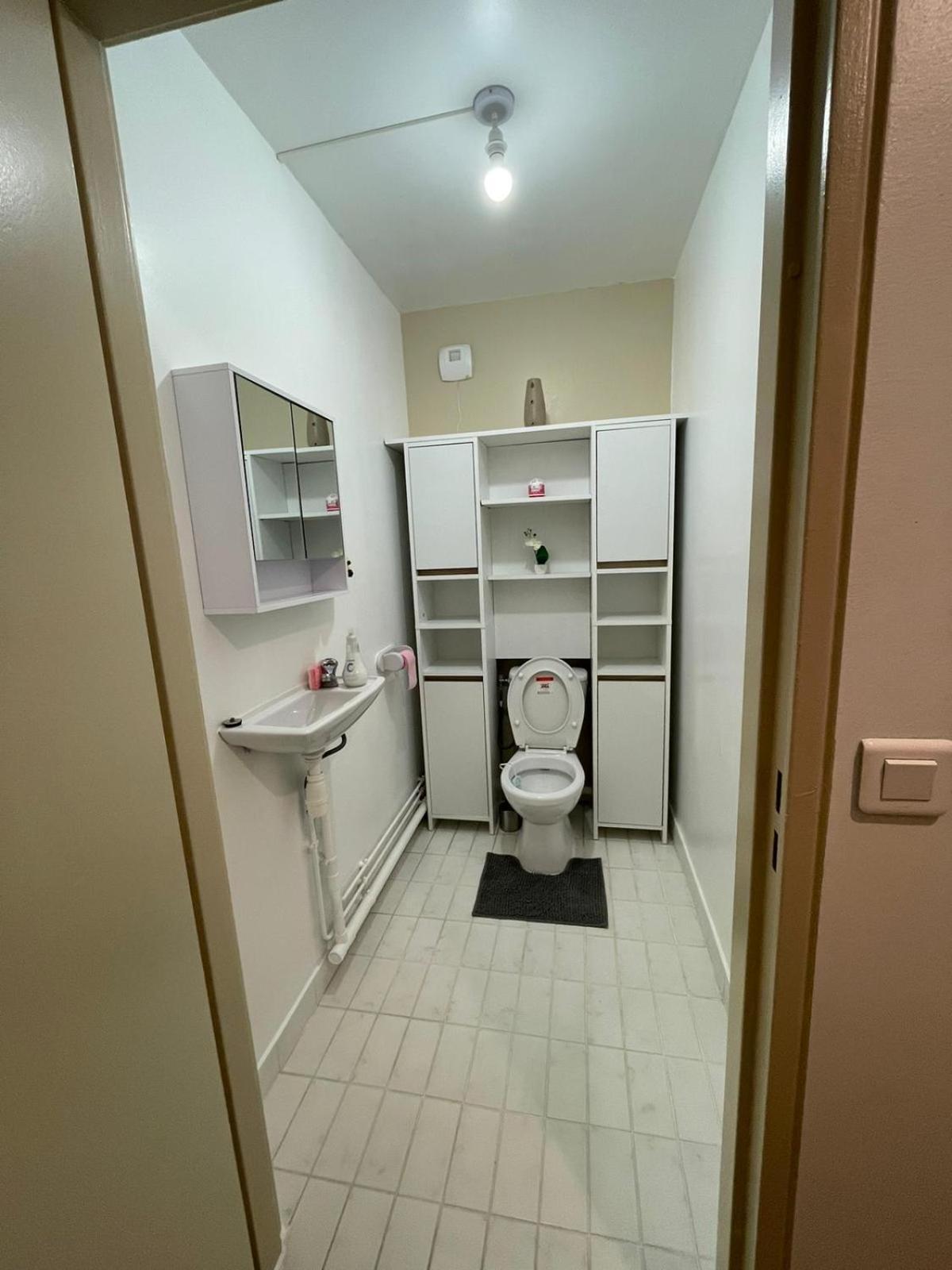 F3 Cosy A Cergy A 10 Minutes De La Gare Cergy Prefecture Et Proche Essec Lejlighed Eksteriør billede